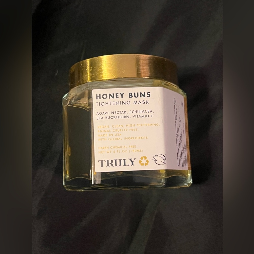 BRAND NEW Truly Beauty Honey Buns tightening mask